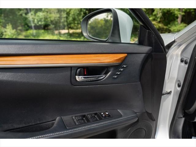 used 2014 Lexus ES 300h car, priced at $14,995