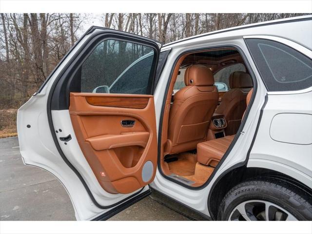 used 2021 Bentley Bentayga Hybrid car, priced at $119,995