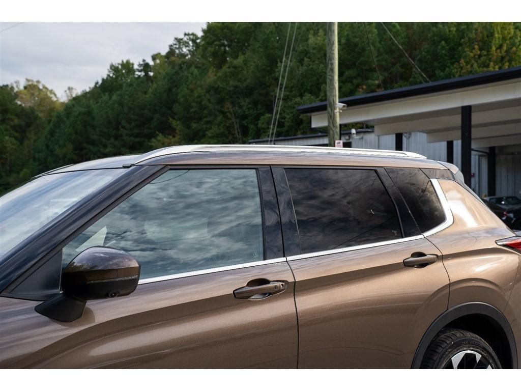 used 2022 Mitsubishi Outlander car, priced at $23,995