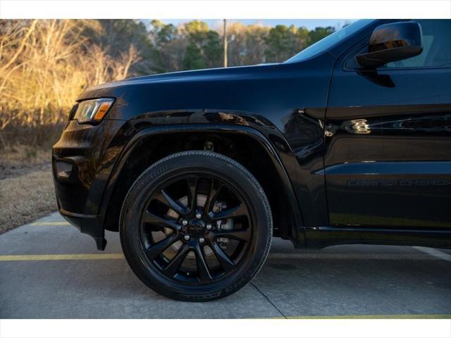 used 2020 Jeep Grand Cherokee car, priced at $17,995