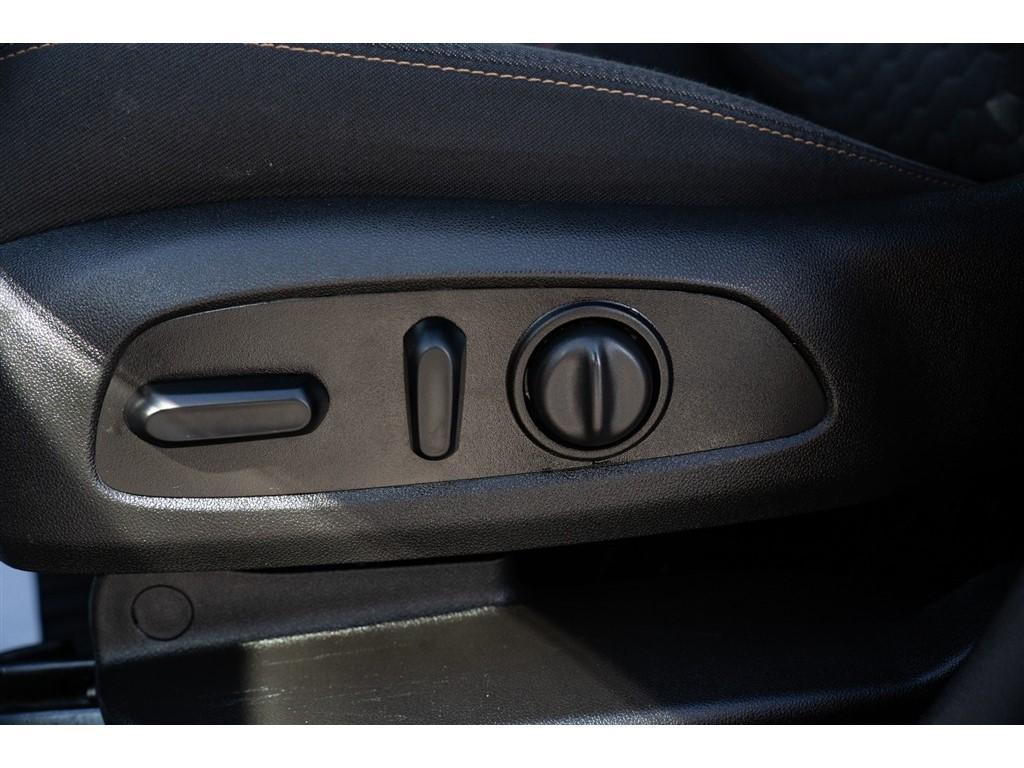 used 2021 Chevrolet Equinox car, priced at $17,495