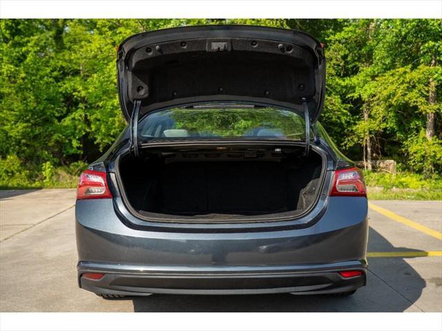 used 2021 Chevrolet Malibu car, priced at $15,995