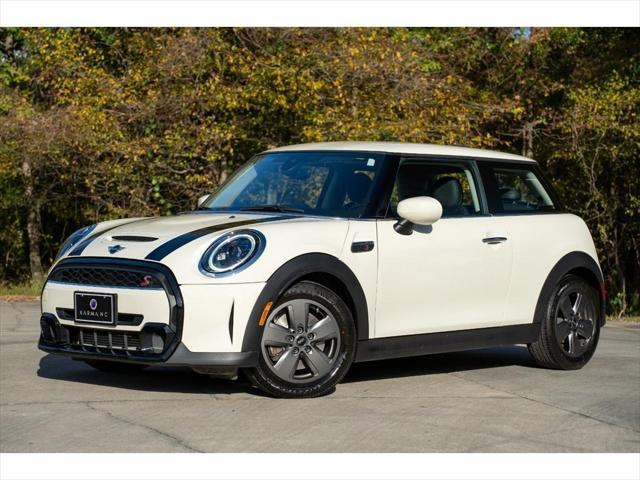 used 2022 MINI Hardtop car, priced at $23,895