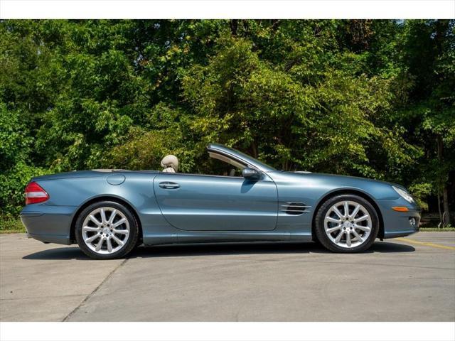 used 2007 Mercedes-Benz SL-Class car, priced at $9,995