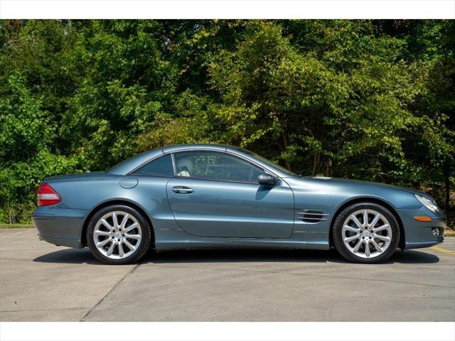 used 2007 Mercedes-Benz SL-Class car, priced at $9,995