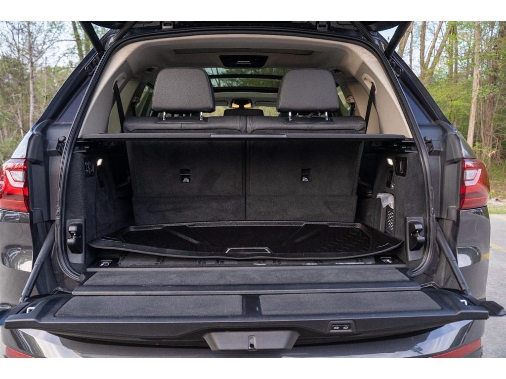 used 2022 BMW X7 car, priced at $42,995