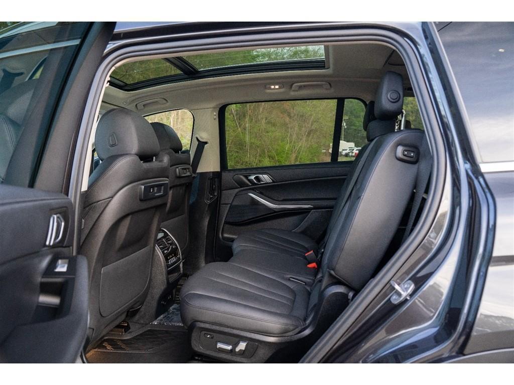 used 2022 BMW X7 car, priced at $42,995