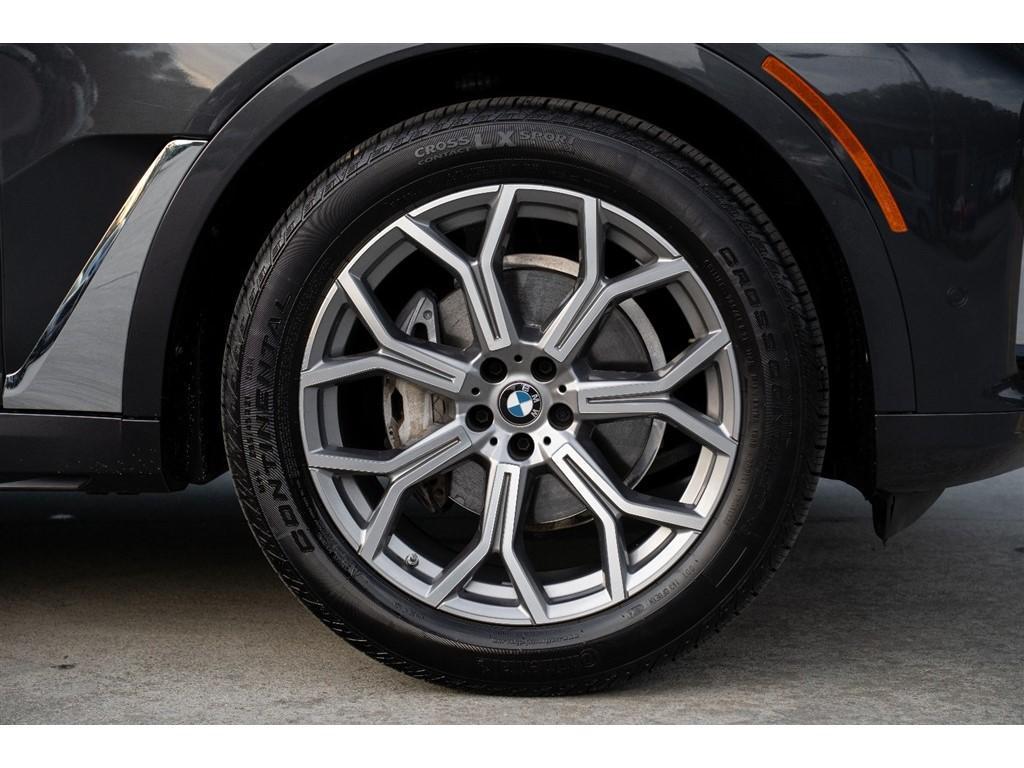 used 2022 BMW X7 car, priced at $42,995