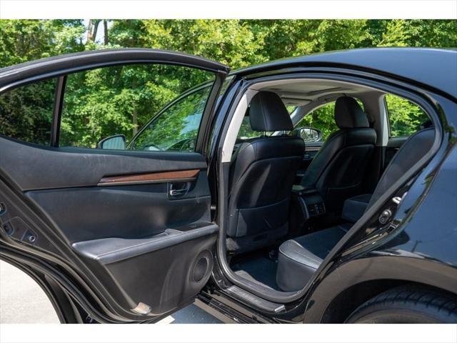 used 2017 Lexus ES 350 car, priced at $17,995
