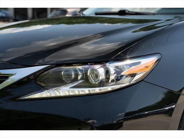 used 2017 Lexus ES 350 car, priced at $17,995
