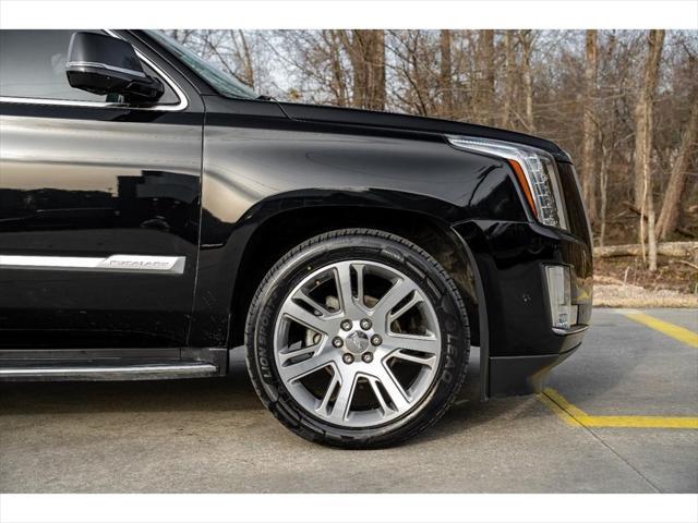 used 2019 Cadillac Escalade ESV car, priced at $28,995