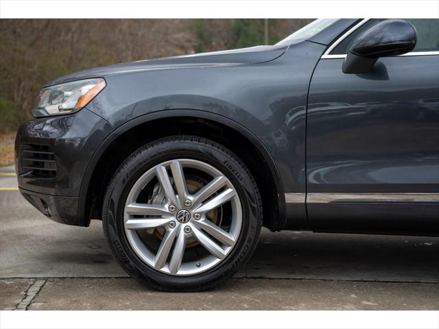 used 2013 Volkswagen Touareg car, priced at $13,995