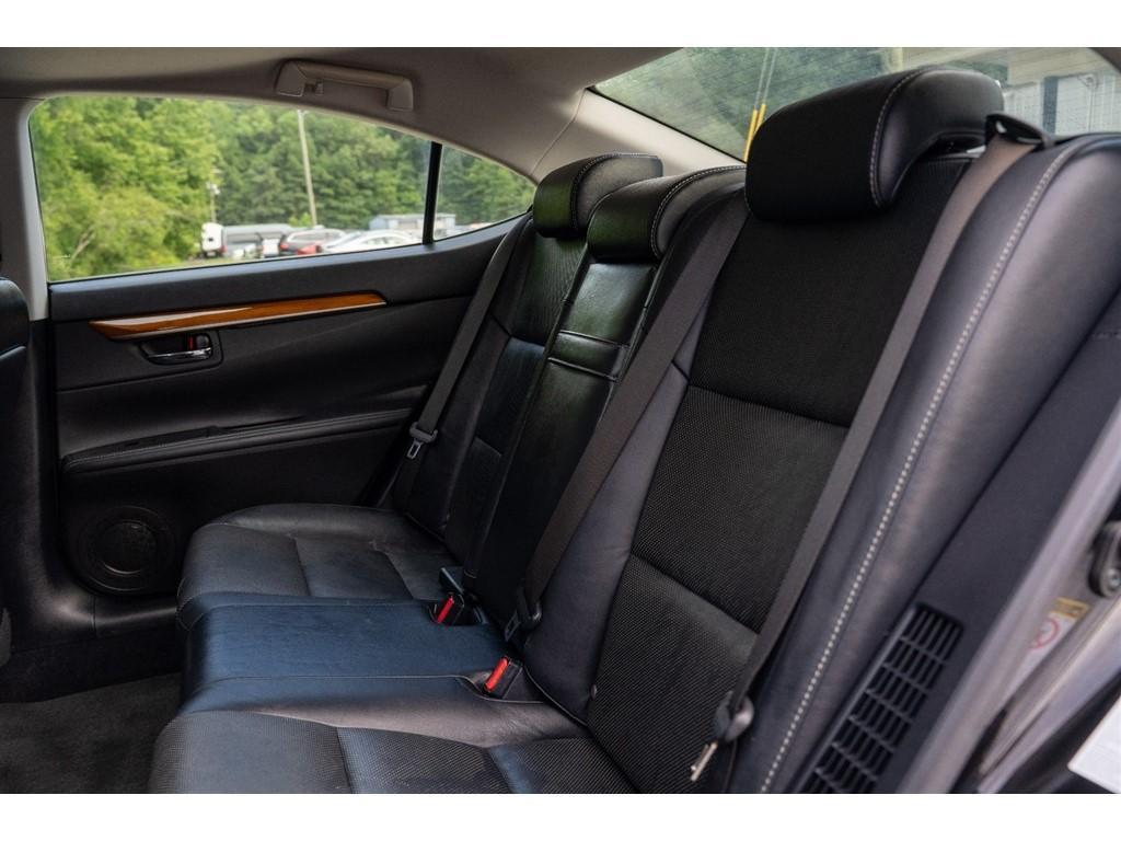 used 2013 Lexus ES 300h car, priced at $13,995