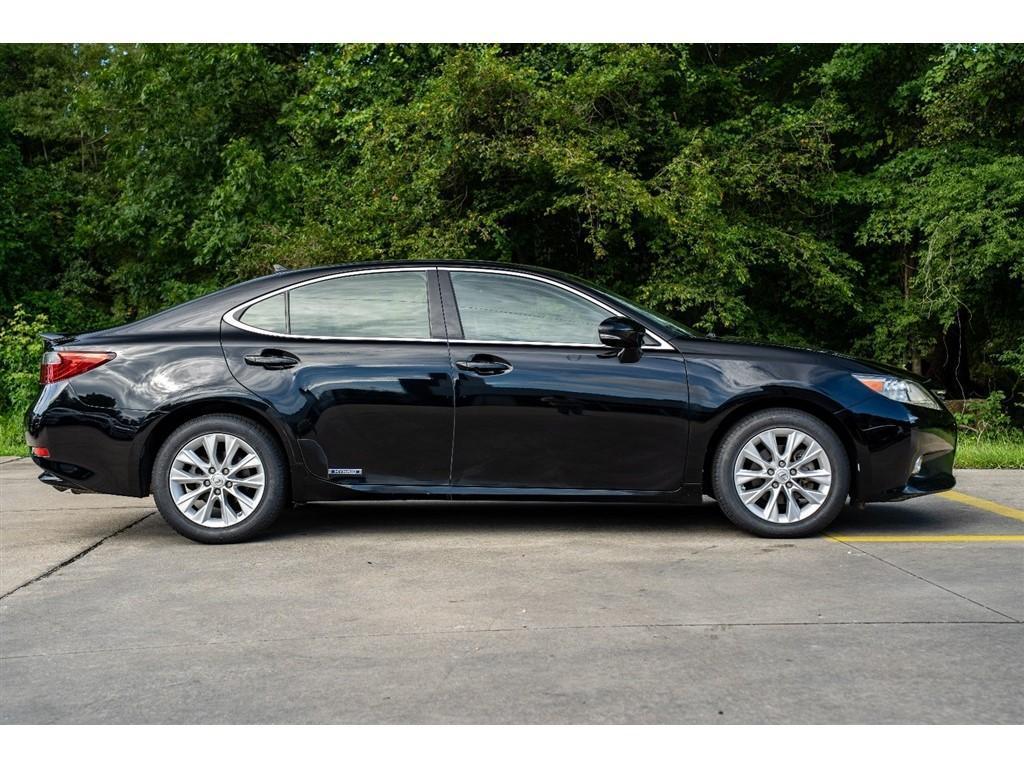 used 2013 Lexus ES 300h car, priced at $13,995