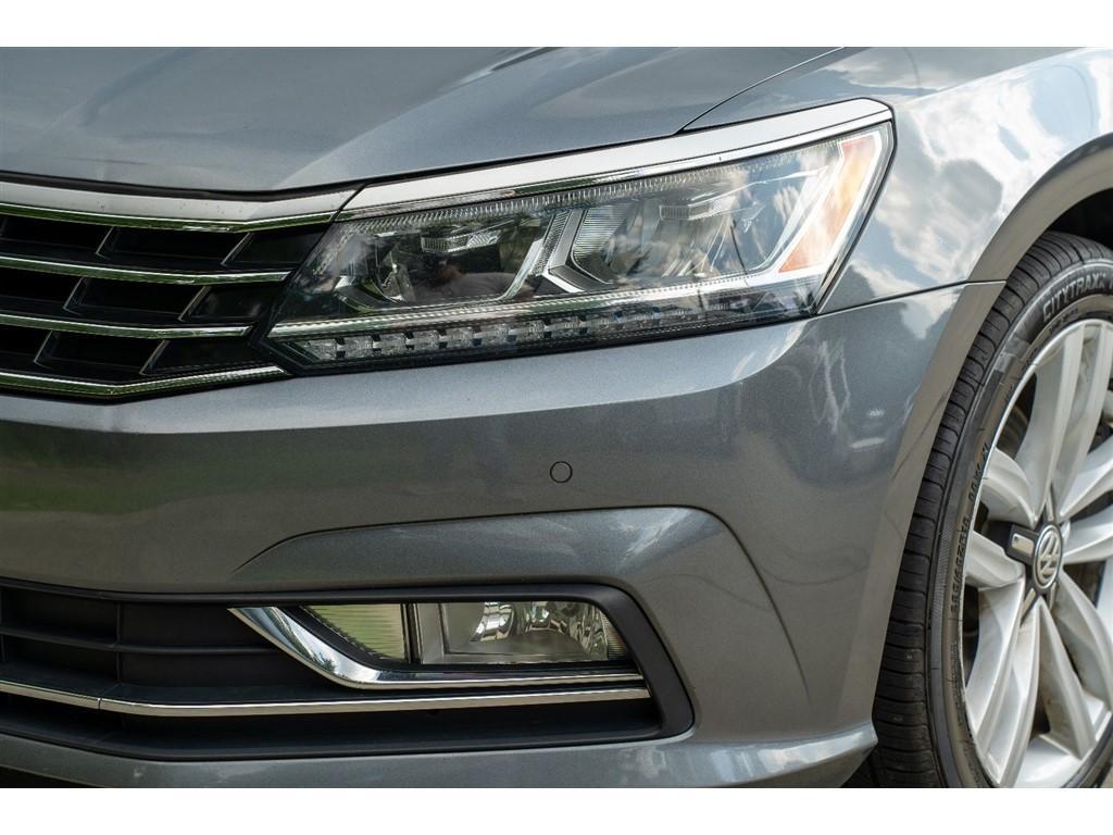 used 2017 Volkswagen Passat car, priced at $9,495