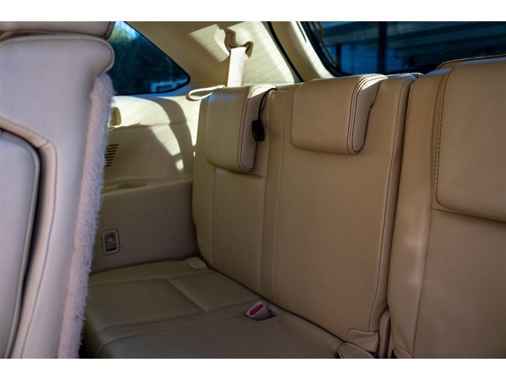 used 2016 Toyota Highlander car, priced at $18,995