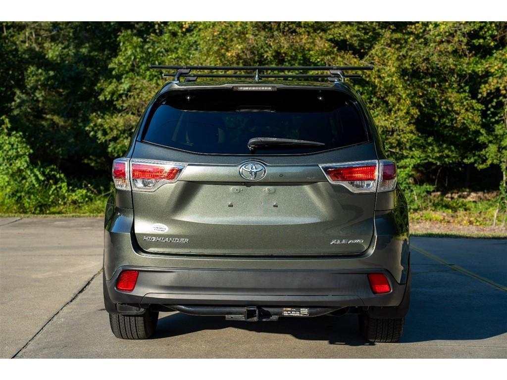 used 2016 Toyota Highlander car, priced at $18,995