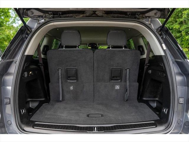 used 2023 Jeep Grand Cherokee L car, priced at $26,995