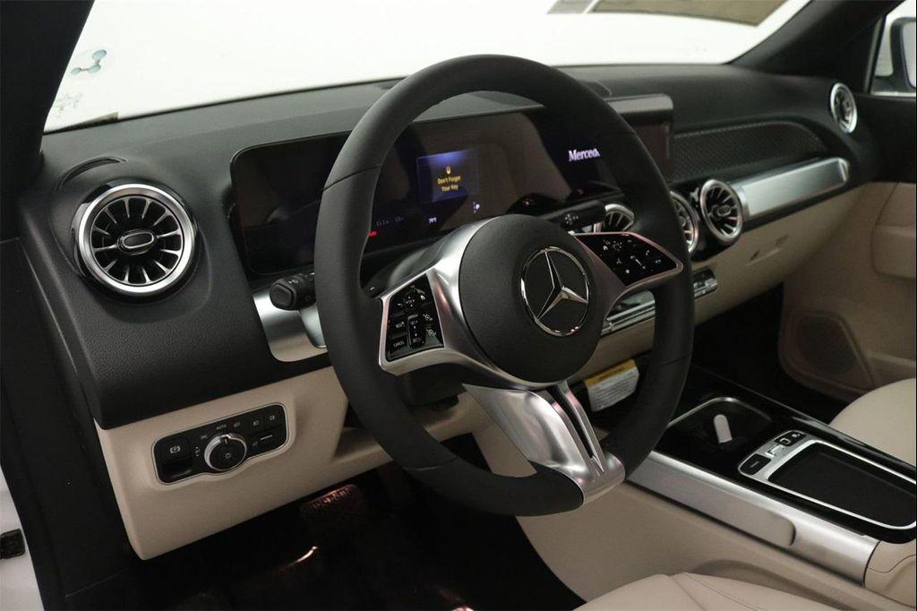 new 2025 Mercedes-Benz GLB 250 car, priced at $47,145