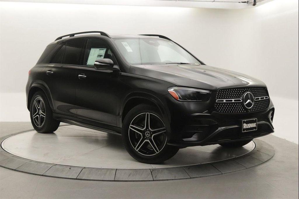 new 2025 Mercedes-Benz GLE 450 car, priced at $80,145