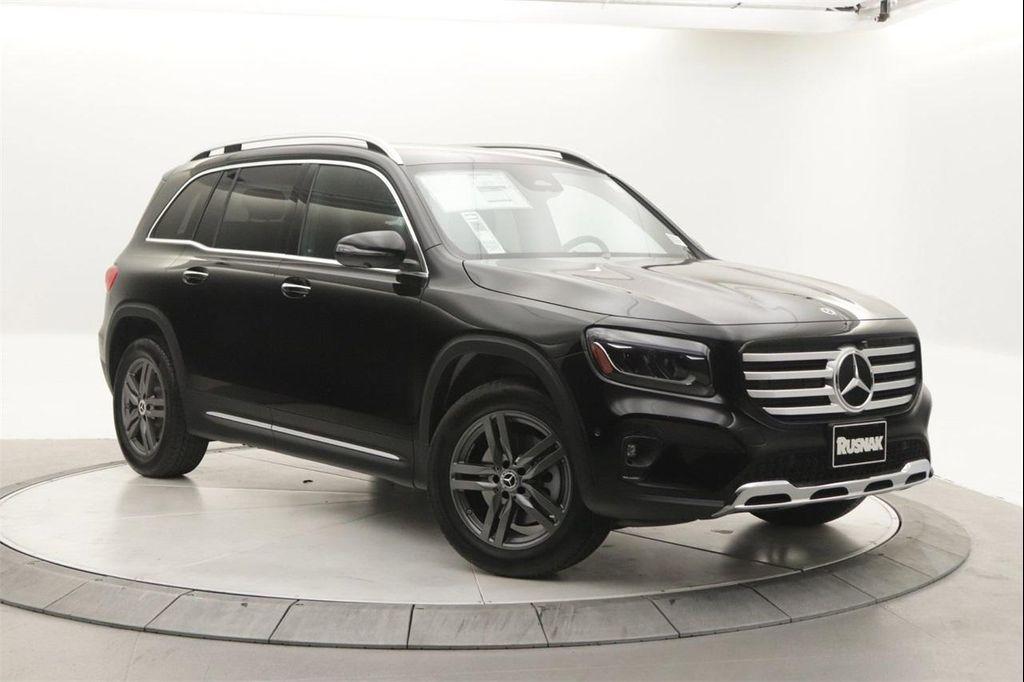 new 2026 Mercedes-Benz GLB 250 car, priced at $48,215