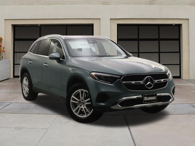 new 2025 Mercedes-Benz GLC 300 car, priced at $56,175