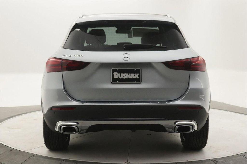 new 2026 Mercedes-Benz GLA 250 car, priced at $49,165
