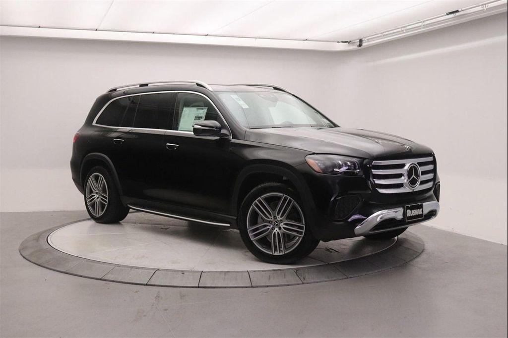 new 2026 Mercedes-Benz GLS 450 car, priced at $93,785