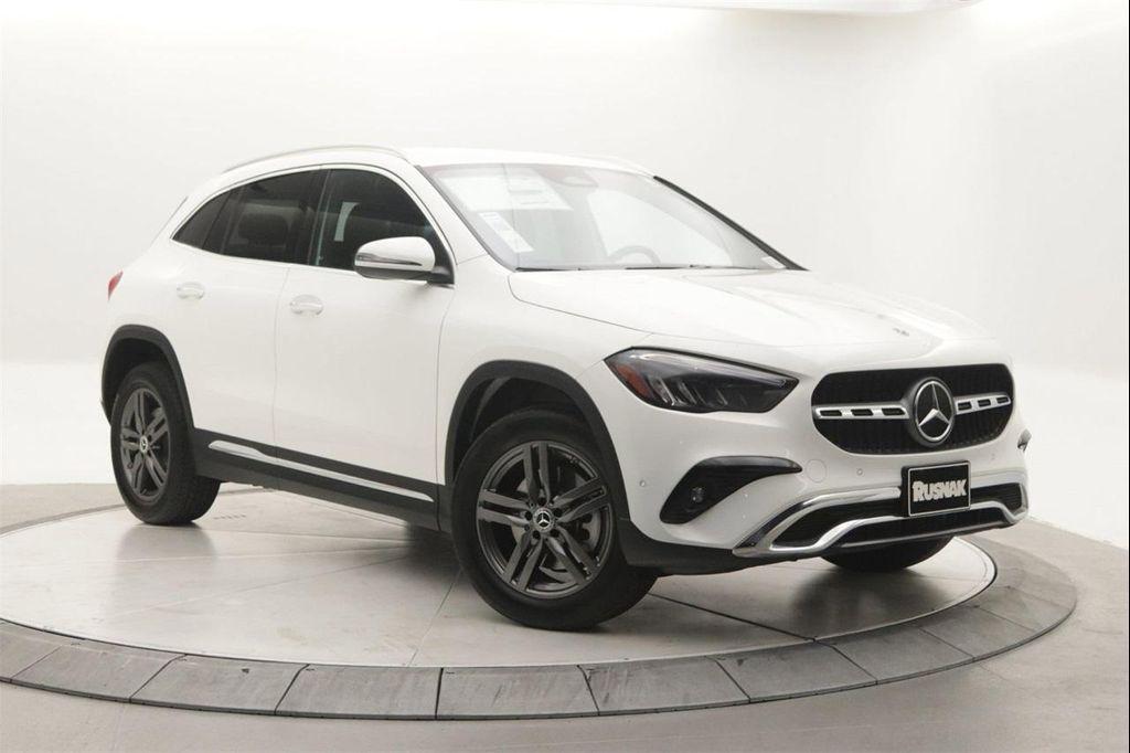 new 2026 Mercedes-Benz GLA 250 car, priced at $45,055