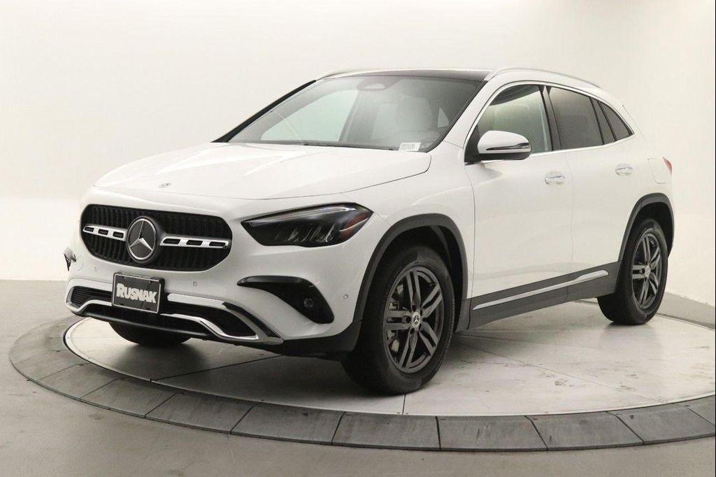 used 2025 Mercedes-Benz GLA 250 car, priced at $38,998