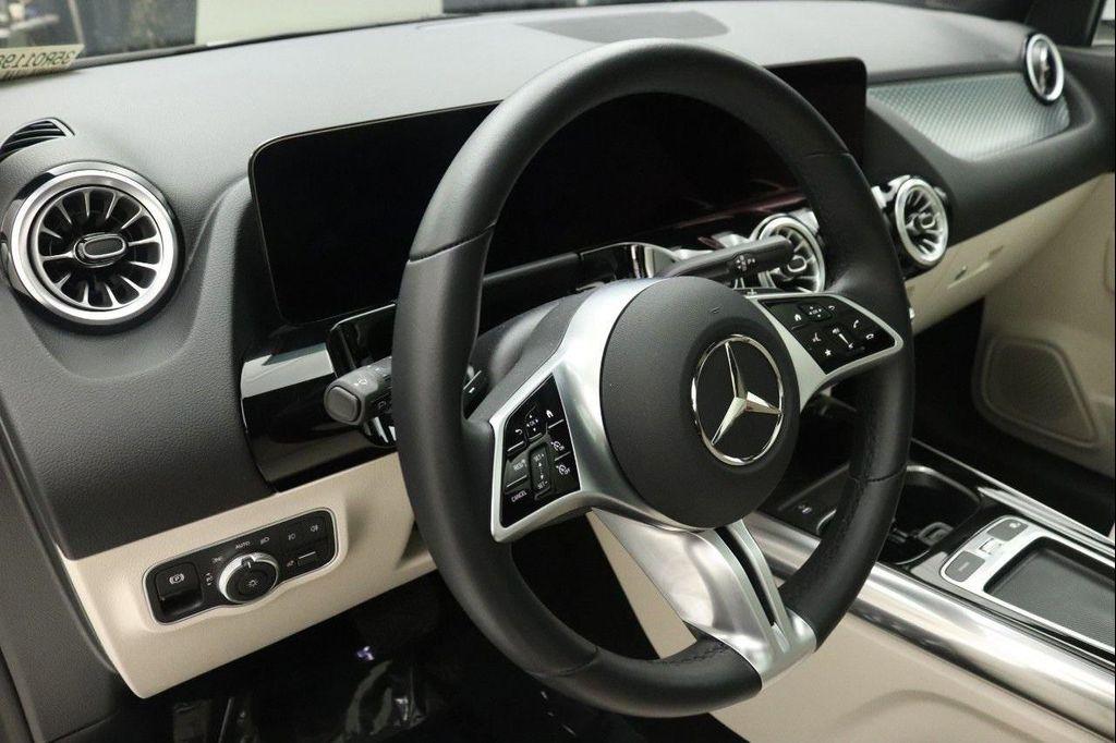 used 2025 Mercedes-Benz GLA 250 car, priced at $38,998