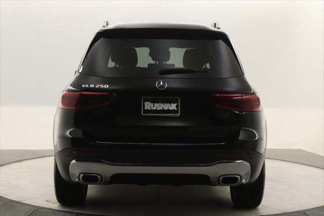 used 2025 Mercedes-Benz GLB 250 car, priced at $40,996