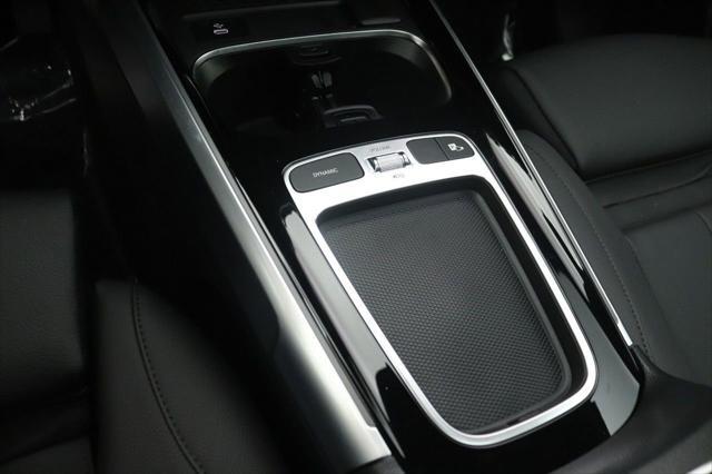 used 2025 Mercedes-Benz GLB 250 car, priced at $40,996