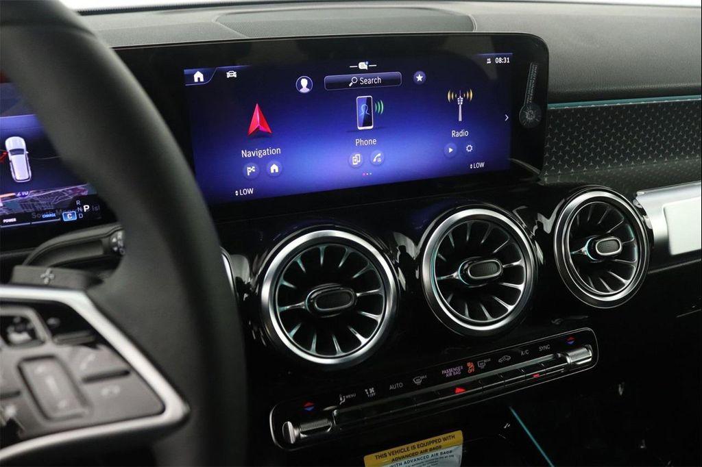 new 2025 Mercedes-Benz GLB 250 car, priced at $48,645