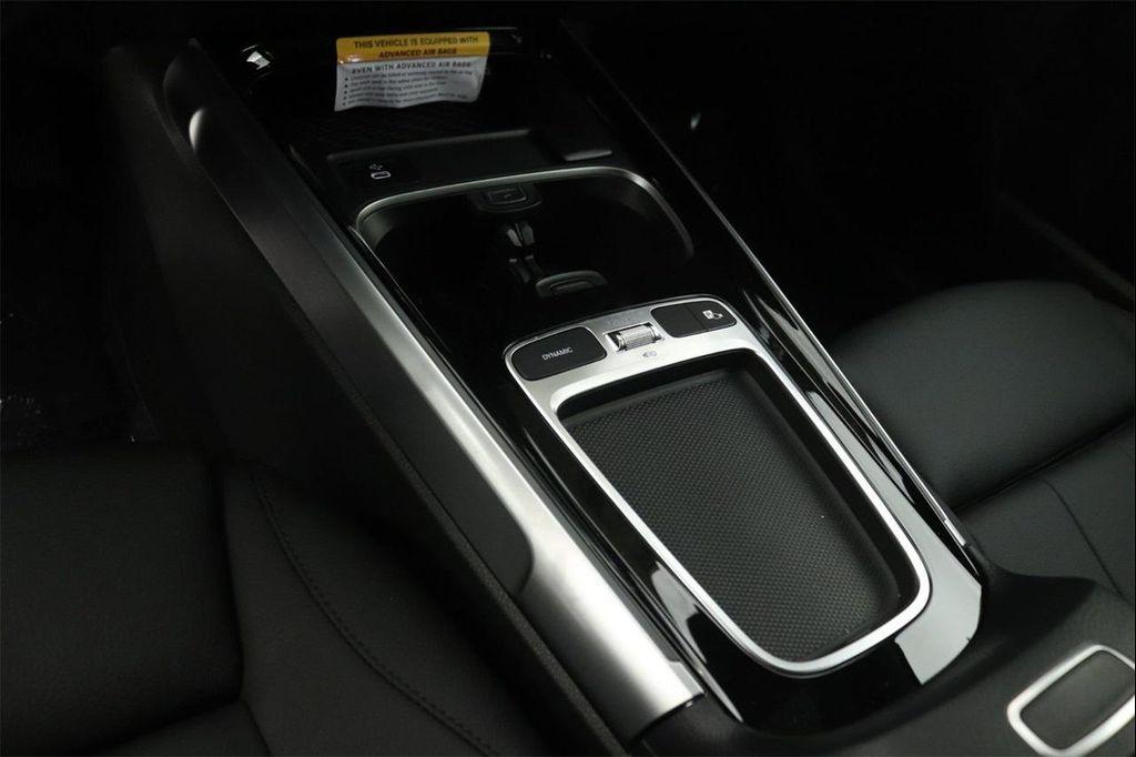 new 2025 Mercedes-Benz GLB 250 car, priced at $48,645