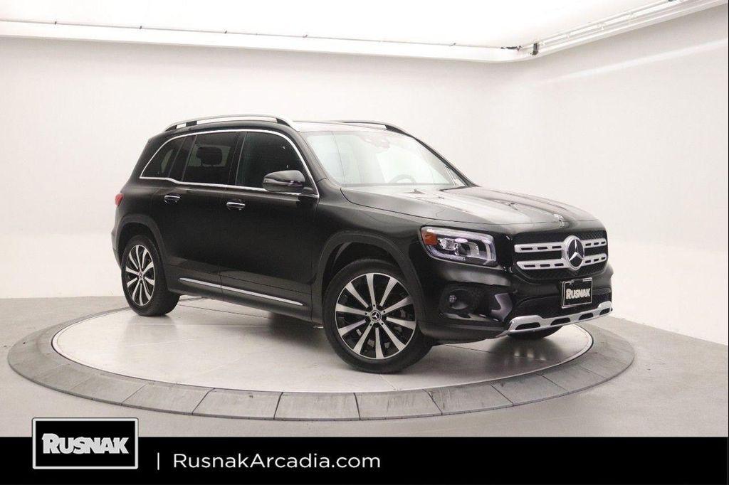 used 2022 Mercedes-Benz GLB 250 car, priced at $30,999