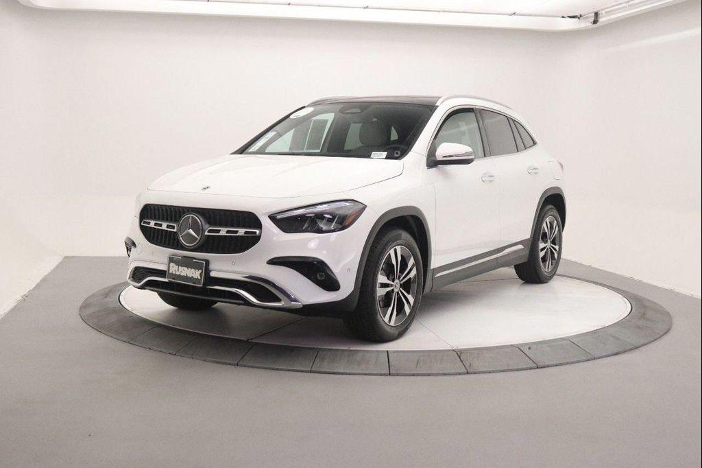 used 2025 Mercedes-Benz GLA 250 car, priced at $39,999
