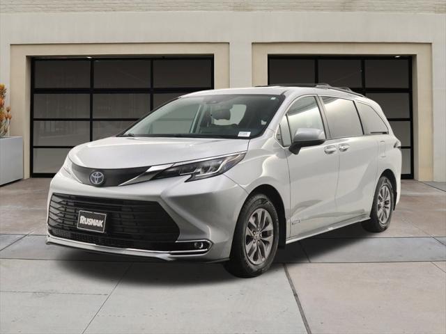 used 2021 Toyota Sienna car, priced at $39,694