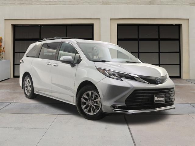 used 2021 Toyota Sienna car, priced at $39,694