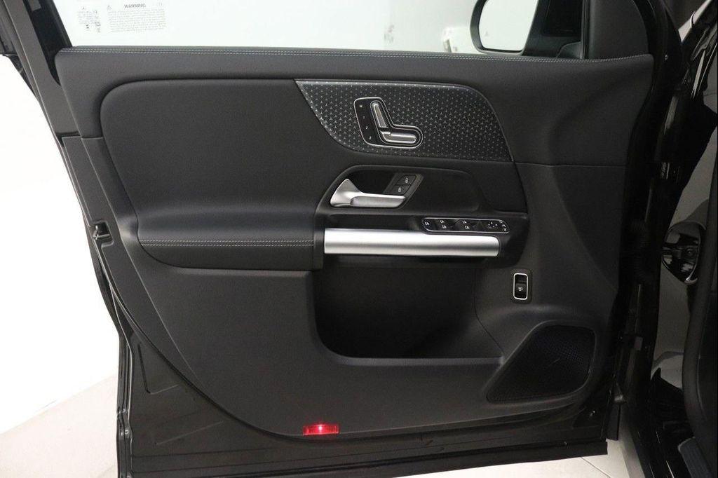 used 2025 Mercedes-Benz GLA 250 car, priced at $38,999