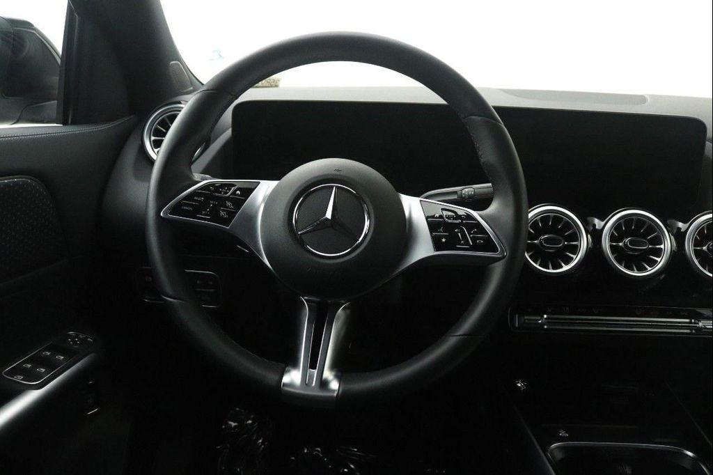 used 2025 Mercedes-Benz GLA 250 car, priced at $38,999