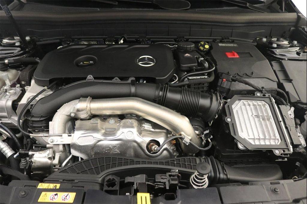 new 2025 Mercedes-Benz GLB 250 car, priced at $44,550