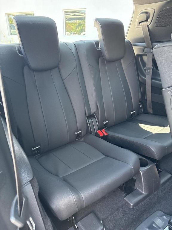 used 2023 Mercedes-Benz GLB 250 car, priced at $33,998