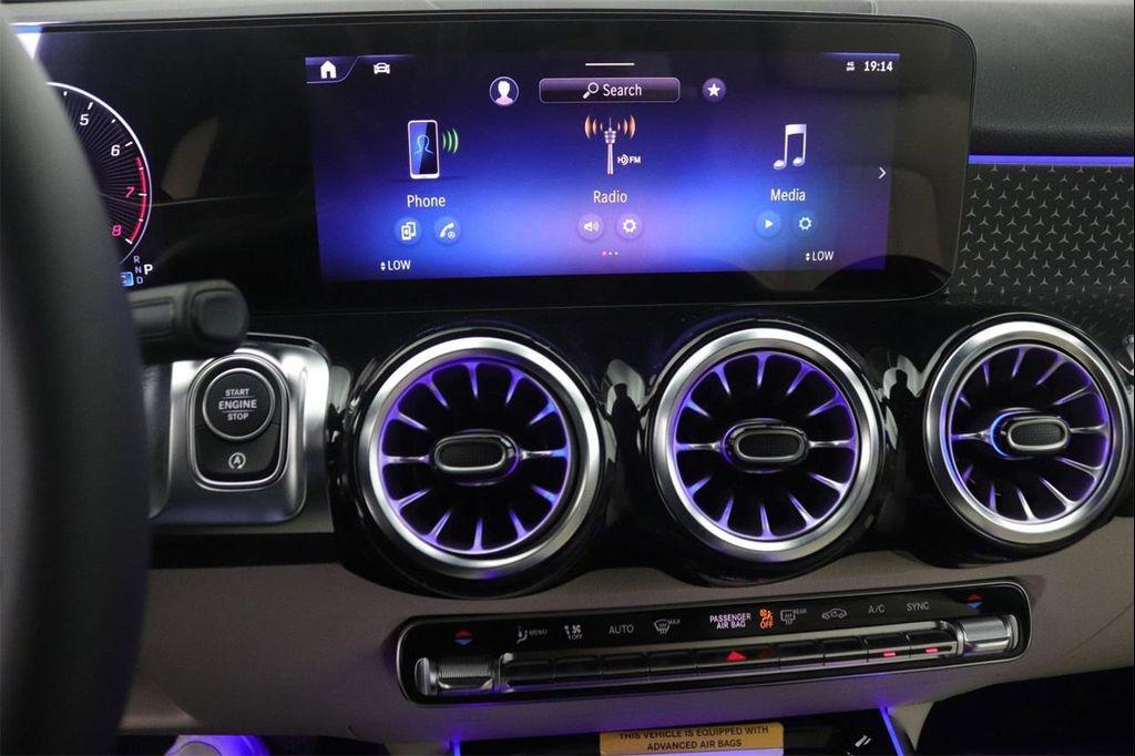 new 2025 Mercedes-Benz GLB 250 car, priced at $48,645