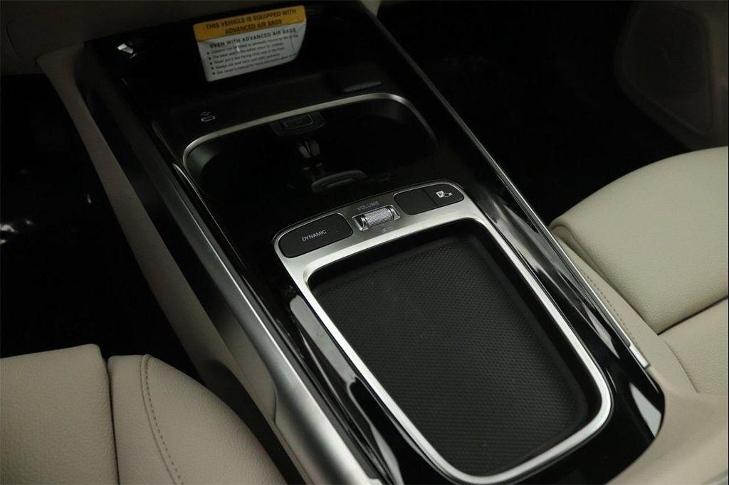new 2025 Mercedes-Benz GLB 250 car, priced at $50,770