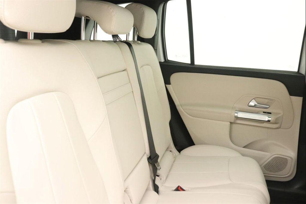 new 2025 Mercedes-Benz GLB 250 car, priced at $50,770