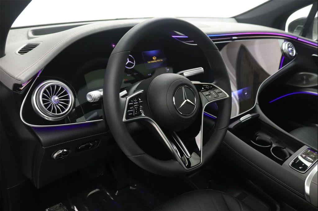 new 2026 Mercedes-Benz EQS 400 car, priced at $102,805