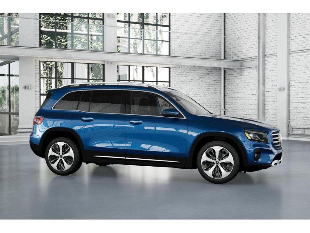 new 2025 Mercedes-Benz GLB 250 car, priced at $49,555