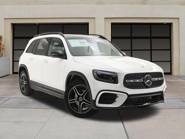 new 2024 Mercedes-Benz GLB 250 car, priced at $52,300