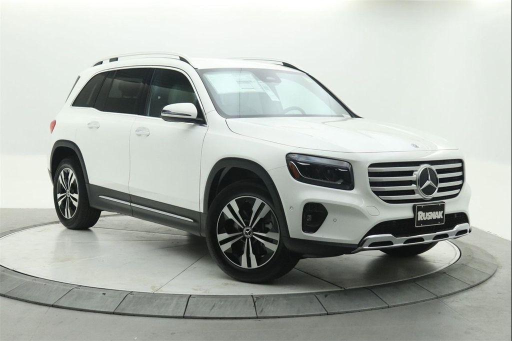 new 2025 Mercedes-Benz GLB 250 car, priced at $47,145